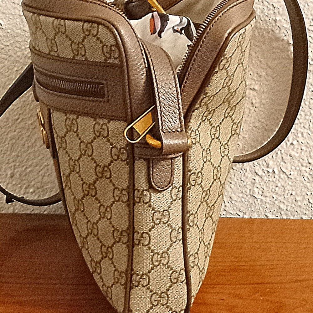 Gucci Messenger Bag  NWOT - Picture 3 of 8